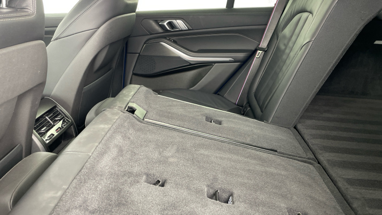 BMW X5 xDrive30d MHT M Sport 5dr Auto [Pro Pack] Diesel Estate